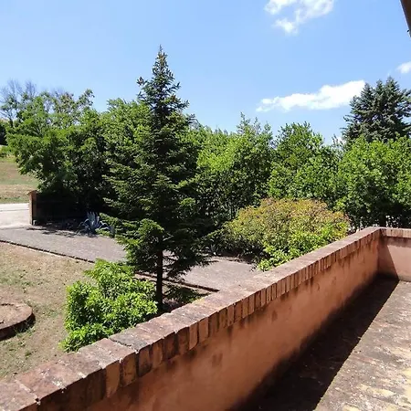 Villa Regno: Elegante Con Piscina Immersa Nel Verde Torre San Patrizio