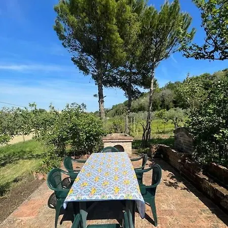 Villa Regno: Elegante Con Piscina Immersa Nel Verde Torre San Patrizio