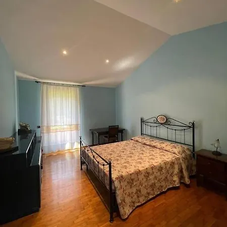 Villa Regno: Elegante Con Piscina Immersa Nel Verde Torre San Patrizio