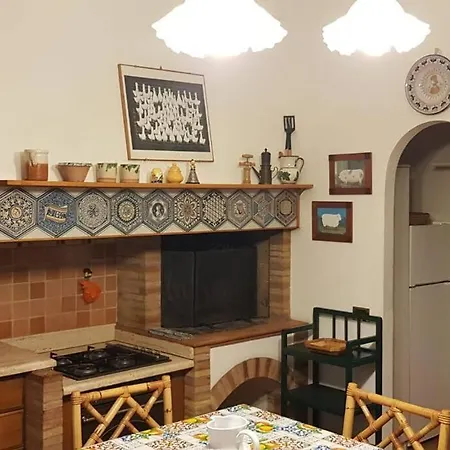 Villa Regno: Elegante Con Piscina Immersa Nel Verde